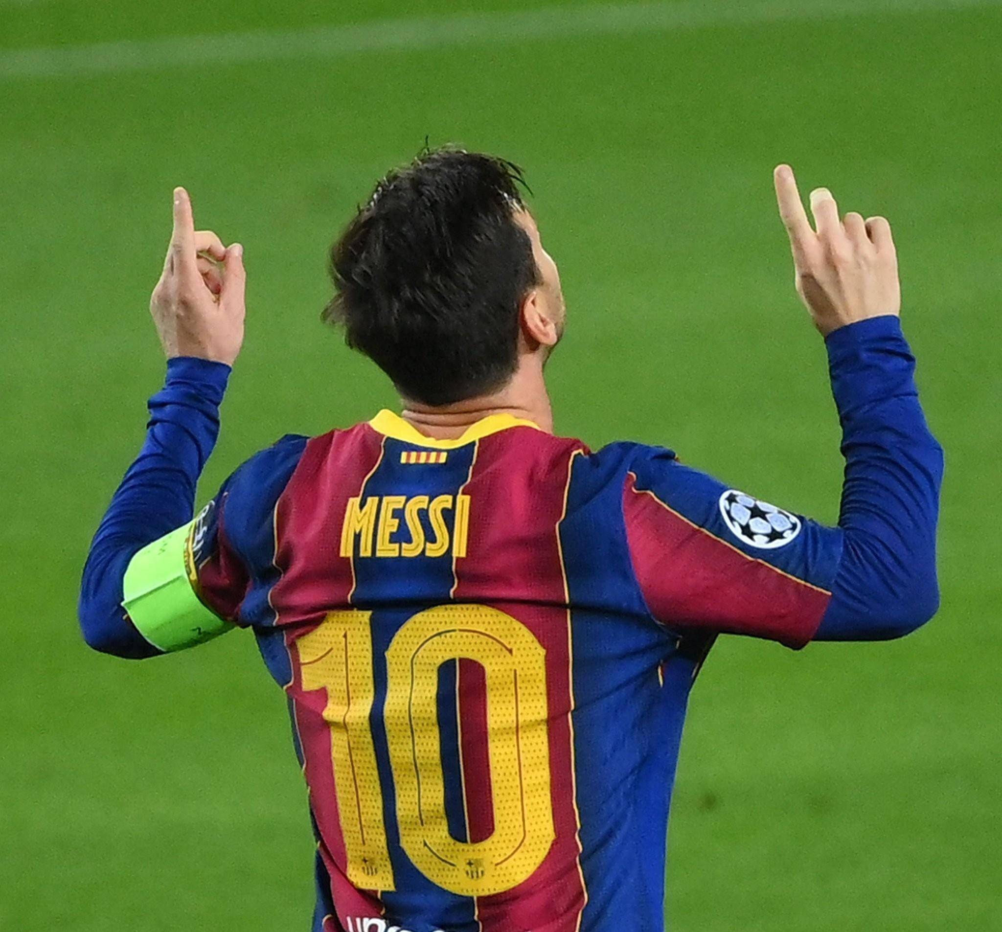 从而锁定胜 从而锁定胜