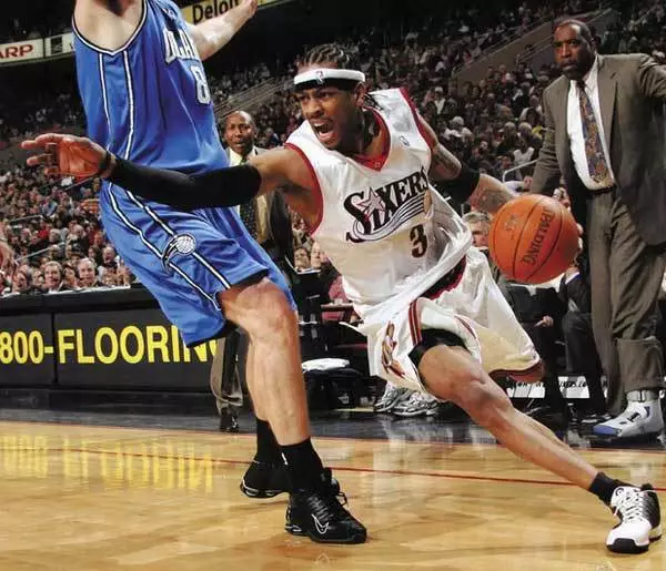 守广告与球 守广告与球